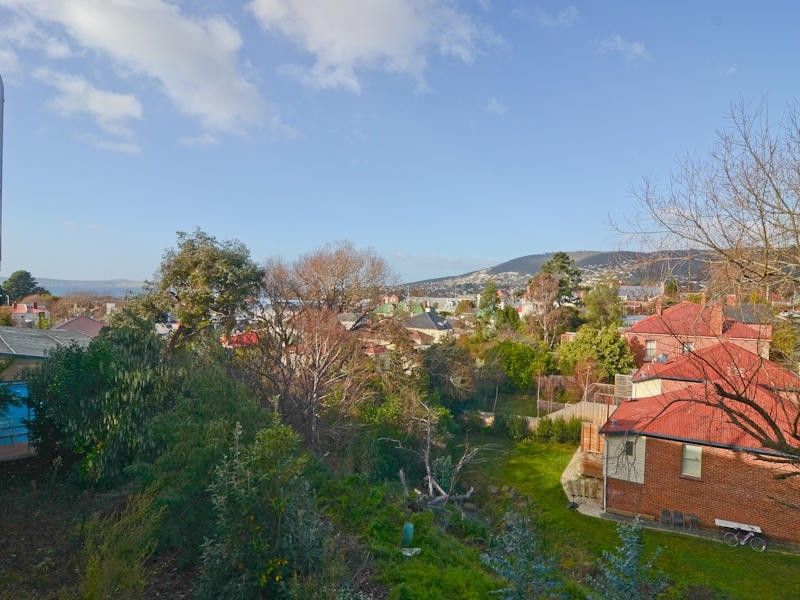 1-7 Montgomery Court, Sandy Bay TAS 7005