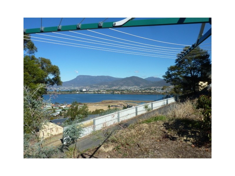 4 Peta Court, Old Beach TAS 7017