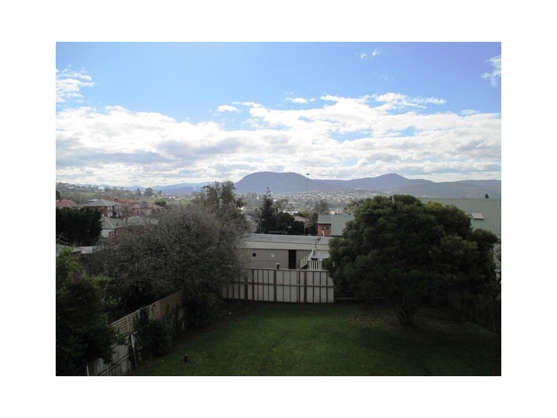 1/91 Augusta Road, Lenah Valley TAS 7008