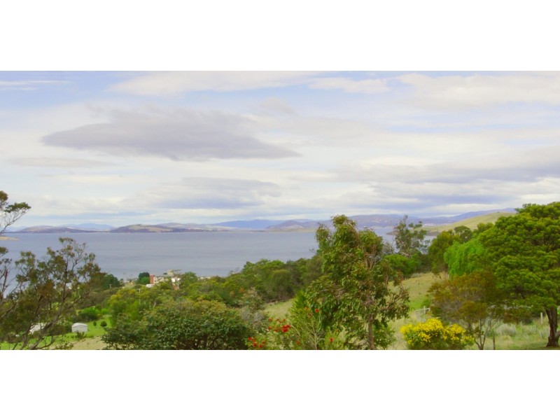 226 South Arm Road, Lauderdale TAS 7021