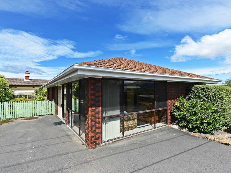 3/115 Derwent Avenue, Lindisfarne TAS 7015