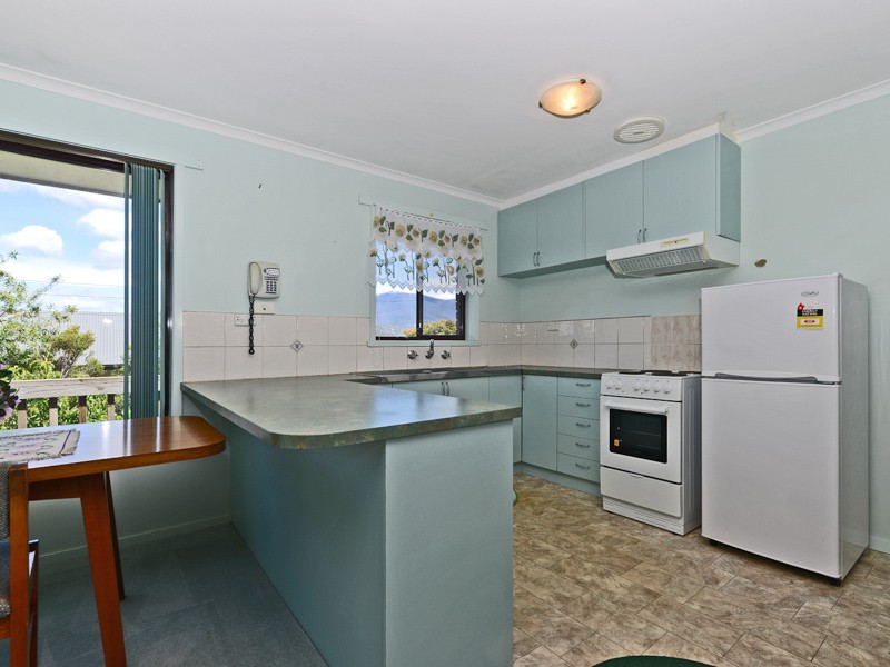 3/115 Derwent Avenue, Lindisfarne TAS 7015
