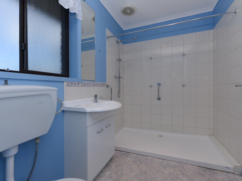 3/115 Derwent Avenue, Lindisfarne TAS 7015