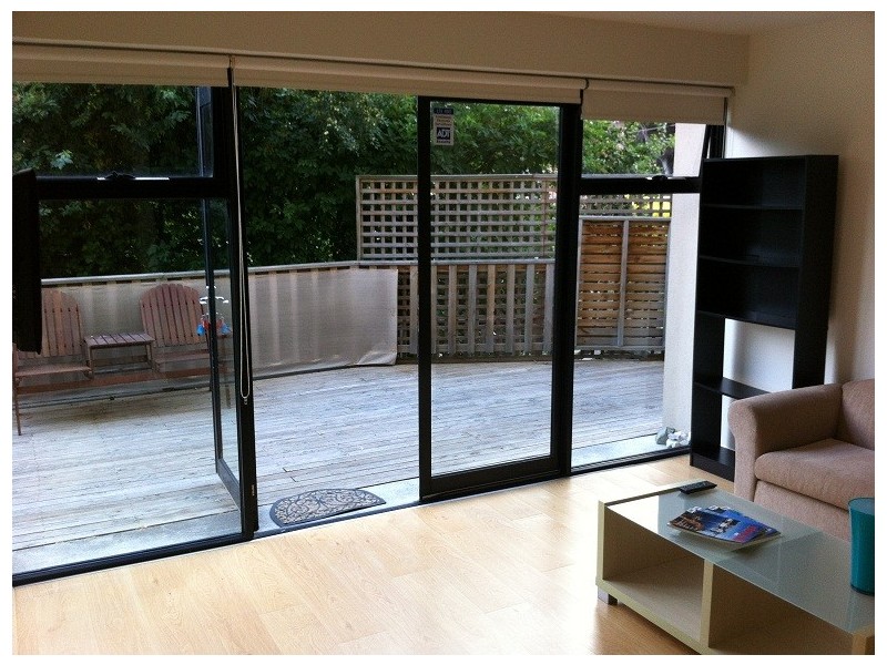 6/3 Norfolk Cres, Sandy Bay TAS 7005