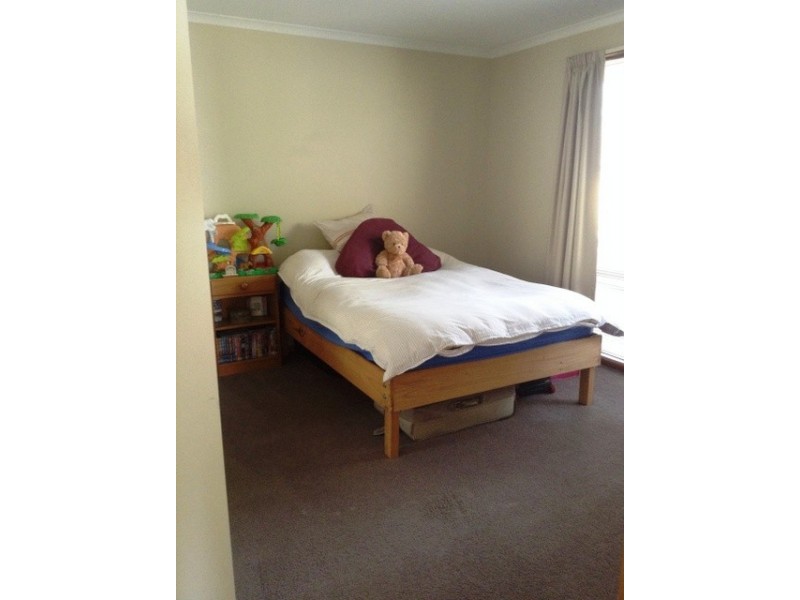 2/31 Raleigh Court, Howrah TAS 7018