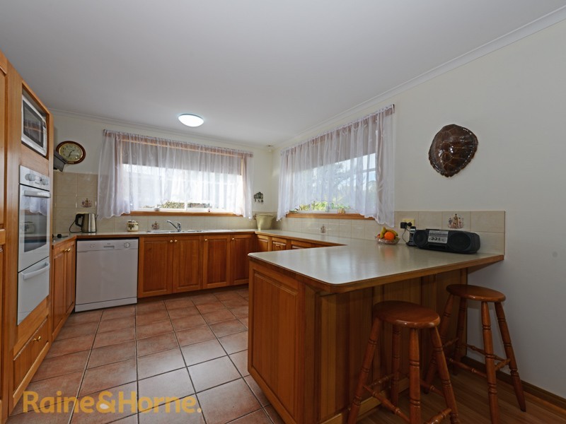 12 Sunways Avenue, Seven Mile Beach TAS 7170