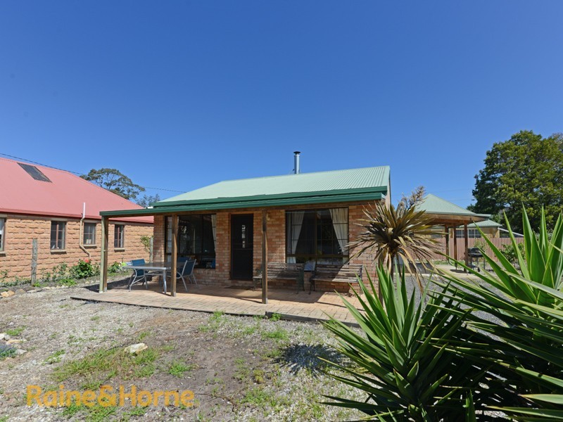 11 Bisdee Street, South Arm TAS 7022