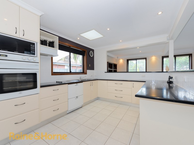 13 Winston Avenue, Seven Mile Beach TAS 7170