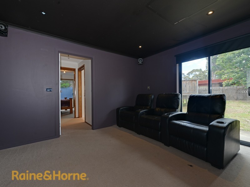 13 Winston Avenue, Seven Mile Beach TAS 7170