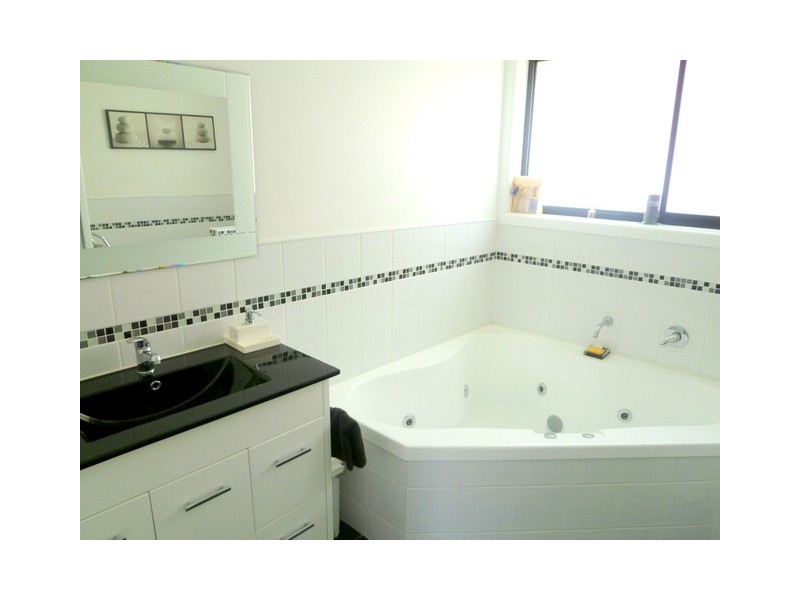 22 Tanundal Street, Howrah TAS 7018