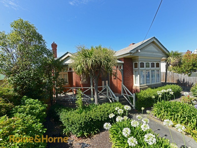 8 Clarence Street, Bellerive TAS 7018