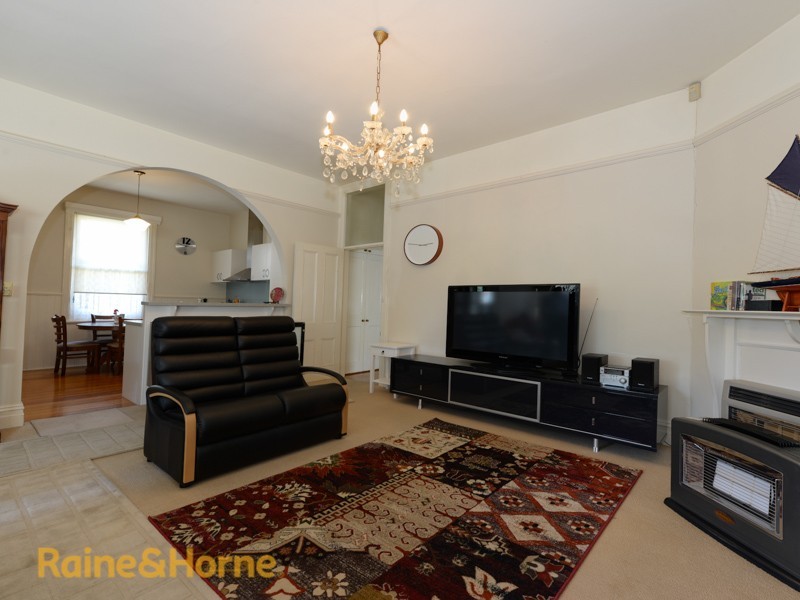 8 Clarence Street, Bellerive TAS 7018