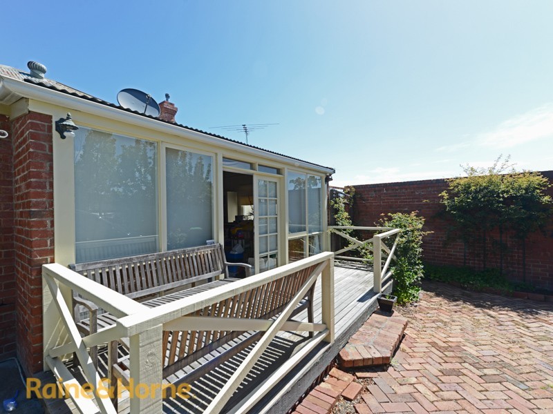 8 Clarence Street, Bellerive TAS 7018