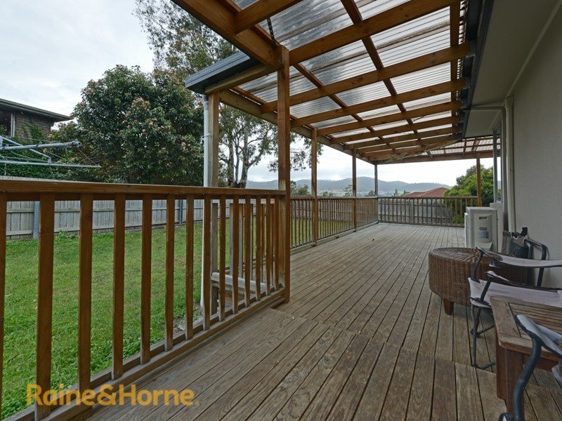 132 Tollard Drive, Rokeby TAS 7019