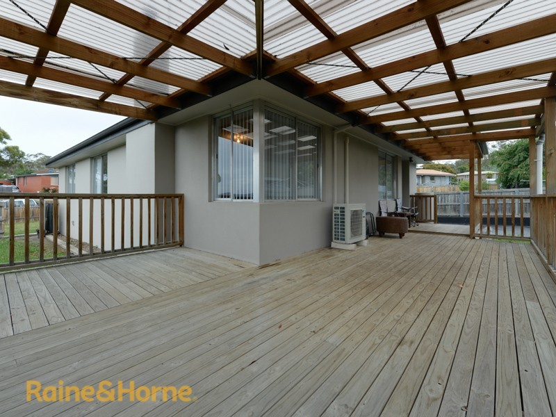 132 Tollard Drive, Rokeby TAS 7019