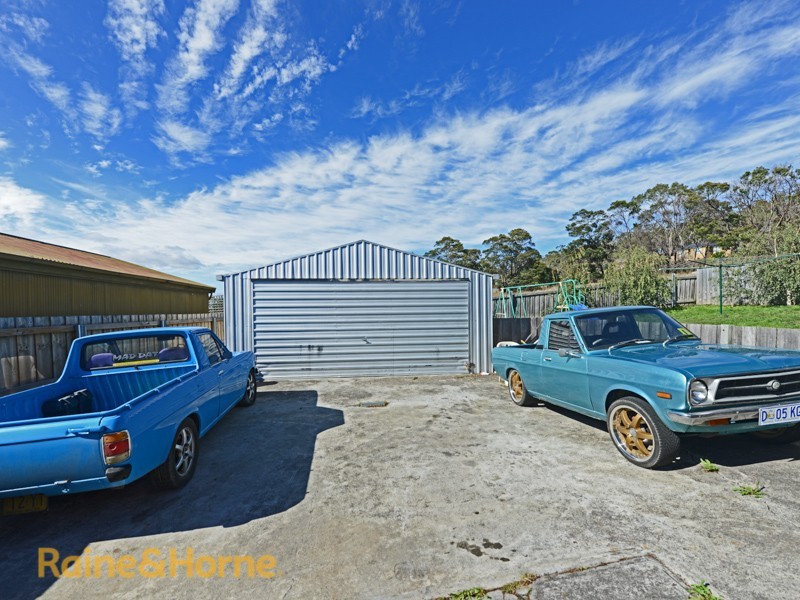 12 Duntroon Drive, Rokeby TAS 7019