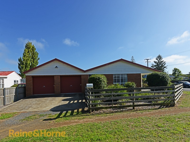 13 Cremorne Avenue, Cremorne TAS 7024