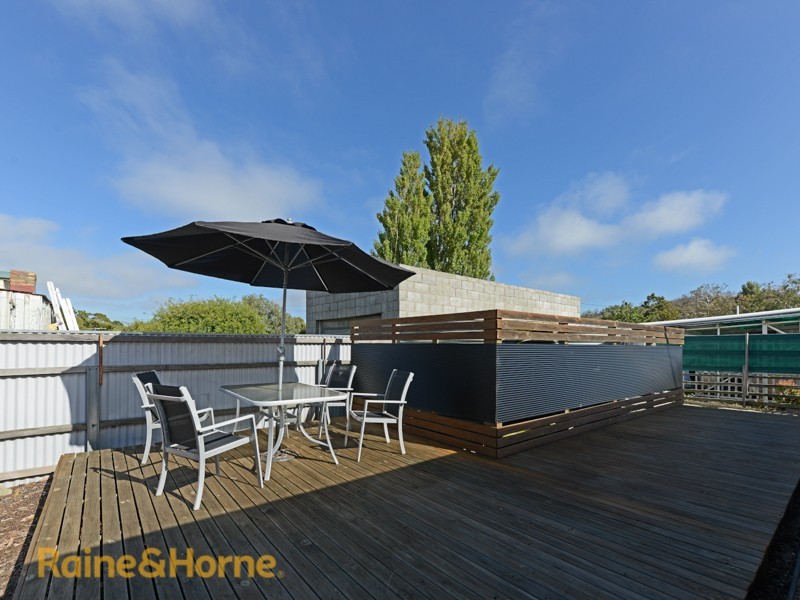 13 Cremorne Avenue, Cremorne TAS 7024