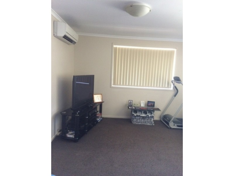 3/107 Burtonia St, Rokeby TAS 7019