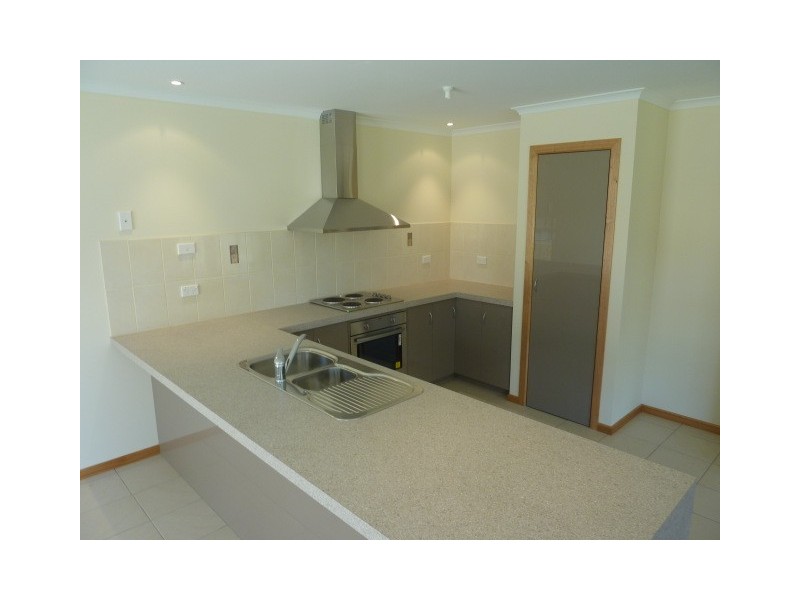 28 Hawthorn Drive, Kingston TAS 7050