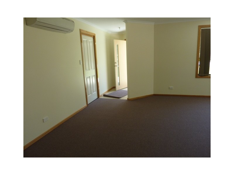 28 Hawthorn Drive, Kingston TAS 7050