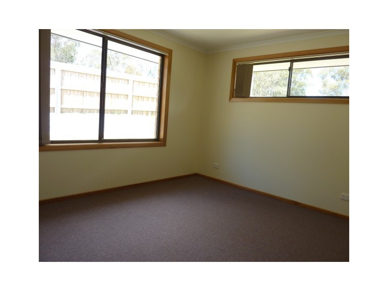 28 Hawthorn Drive, Kingston TAS 7050