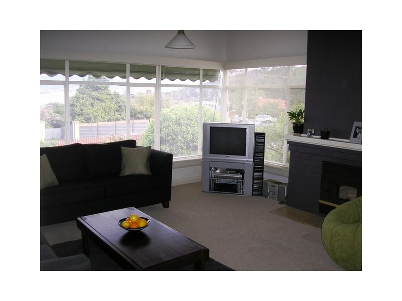 42 East Derwent Highway, Rose Bay TAS 7015