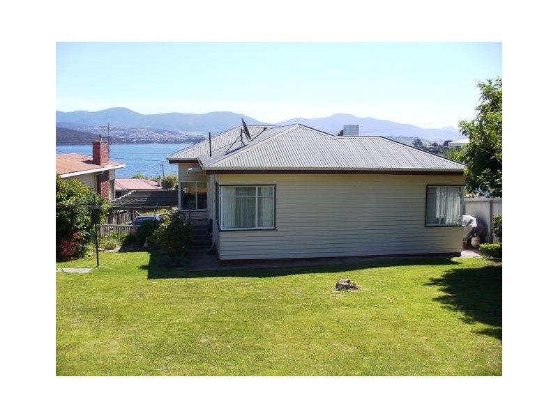 42 East Derwent Highway, Rose Bay TAS 7015