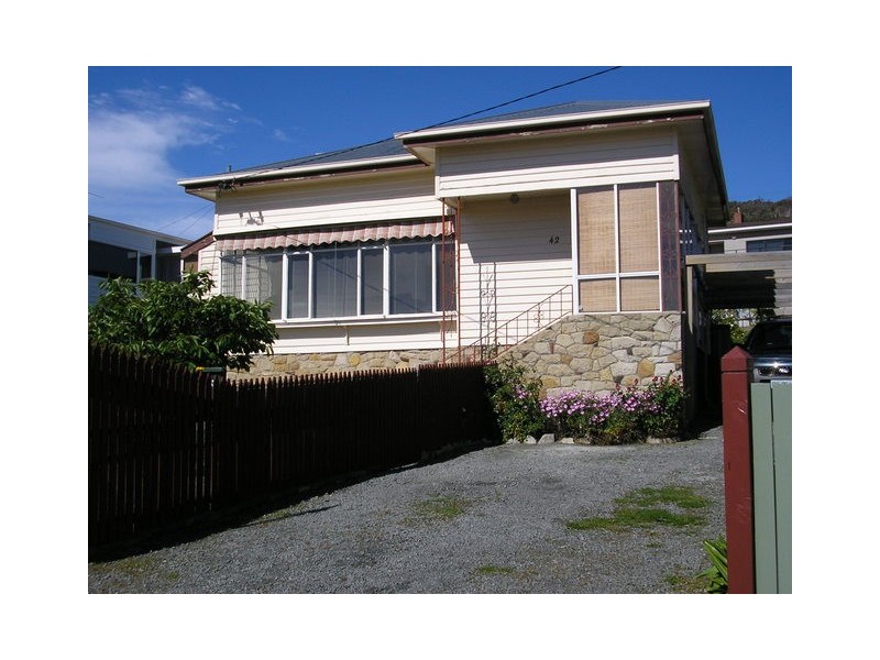 42 East Derwent Highway, Rose Bay TAS 7015