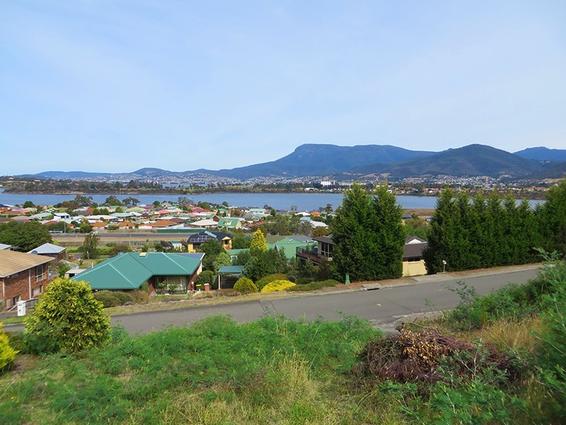 7 Grevillea Avenue, Old Beach TAS 7017