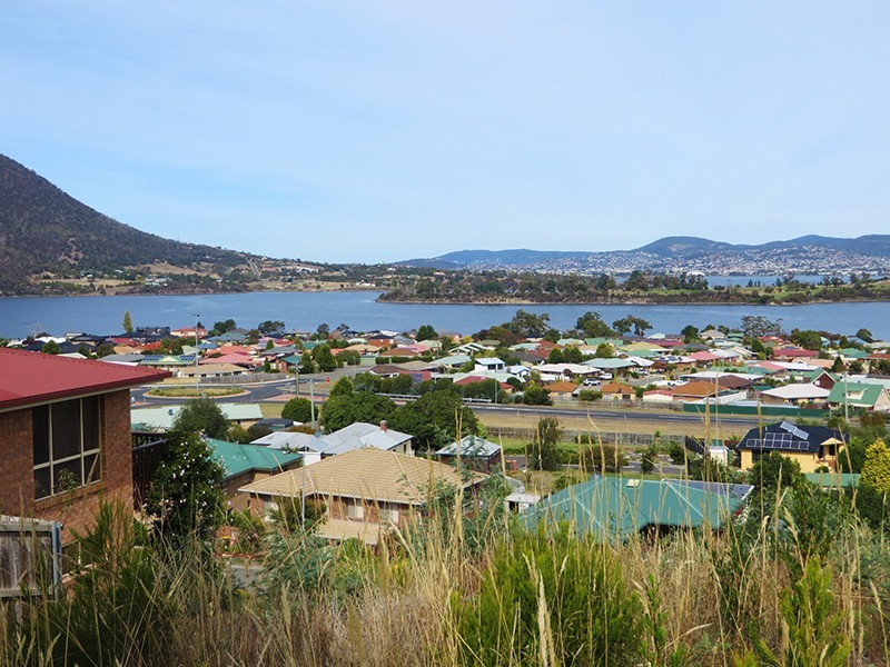 7 Grevillea Avenue, Old Beach TAS 7017