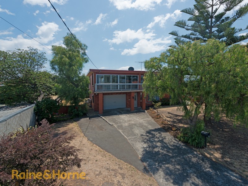 2 Second Avenue, Midway Point TAS 7171