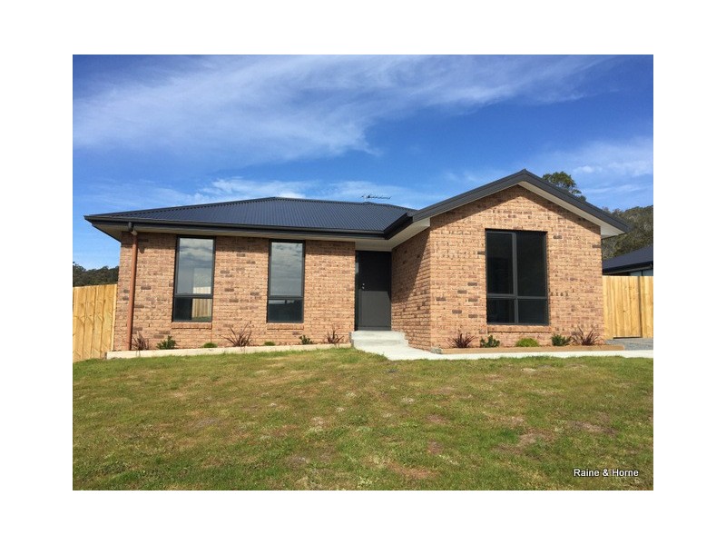 44 Camrise Drive, Cambridge TAS 7170