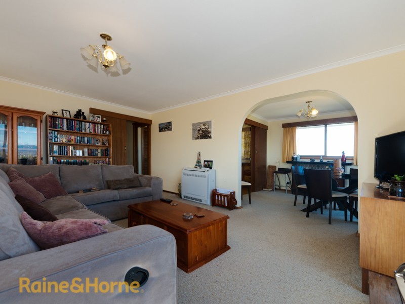 2/459 Oceana Drive, Howrah TAS 7018