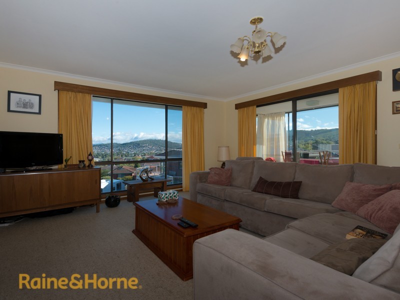 2/459 Oceana Drive, Howrah TAS 7018