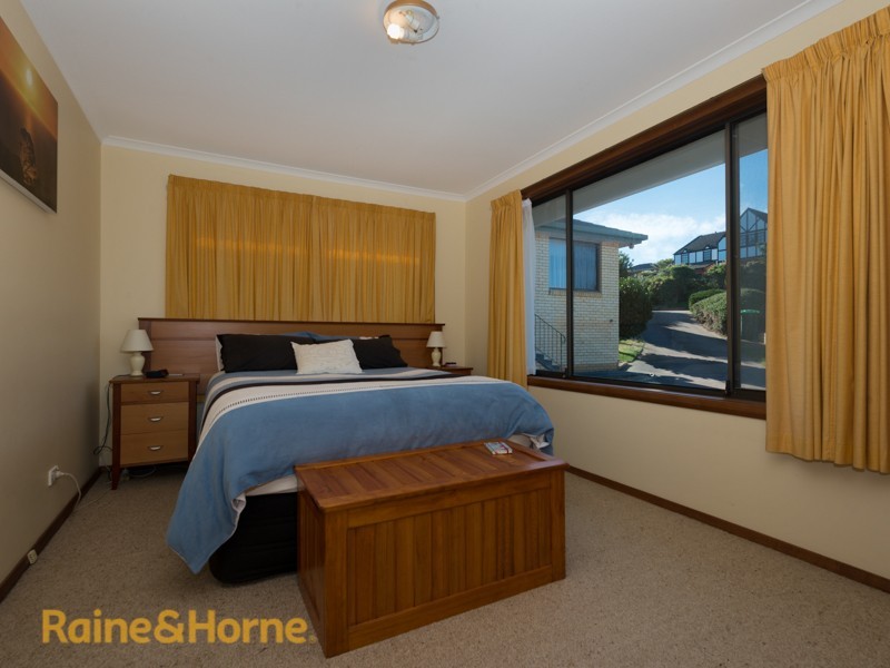 2/459 Oceana Drive, Howrah TAS 7018