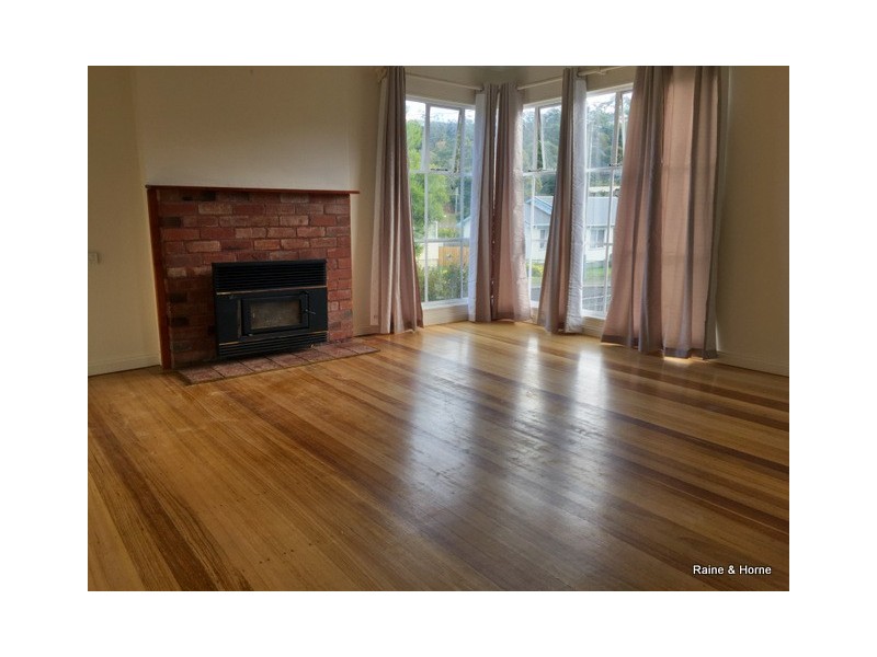 1a Erebus Street, Warrane TAS 7018