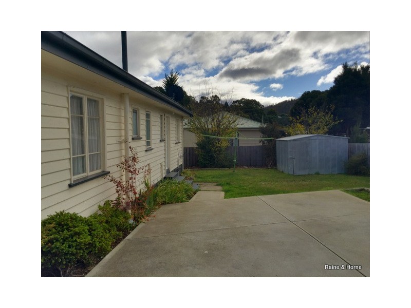 1a Erebus Street, Warrane TAS 7018
