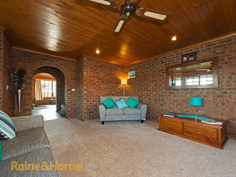 7 Cobblers Street, Seven Mile Beach TAS 7170