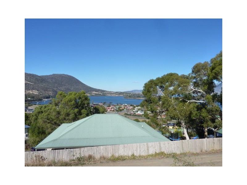 4 Peta Court, Old Beach TAS 7017