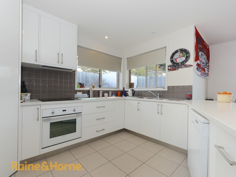 2/20 Glebe Hill Road, Howrah TAS 7018