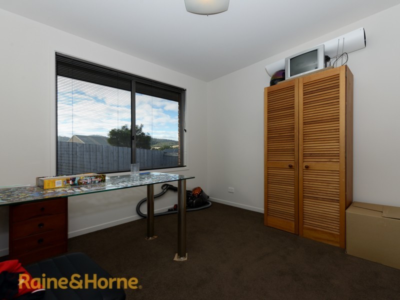 2/20 Glebe Hill Road, Howrah TAS 7018