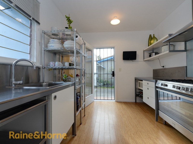6 Amiens Avenue, Moonah TAS 7009