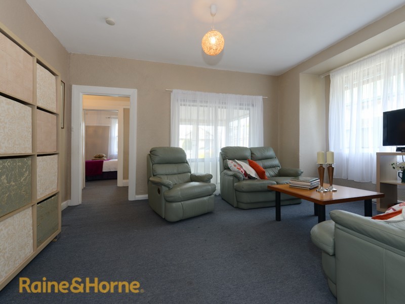 6 Amiens Avenue, Moonah TAS 7009