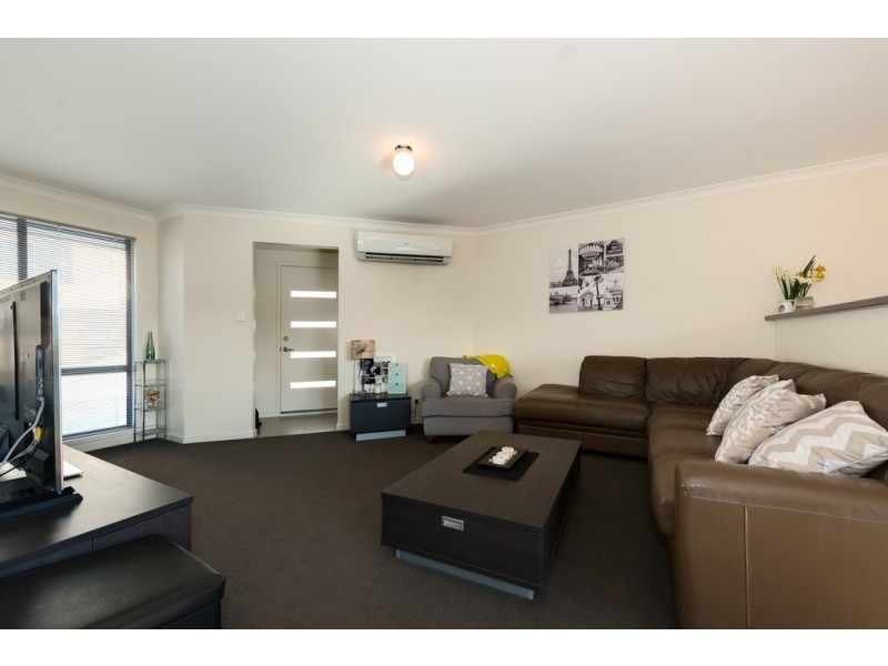 2/4 La Perouse Street, Warrane TAS 7018