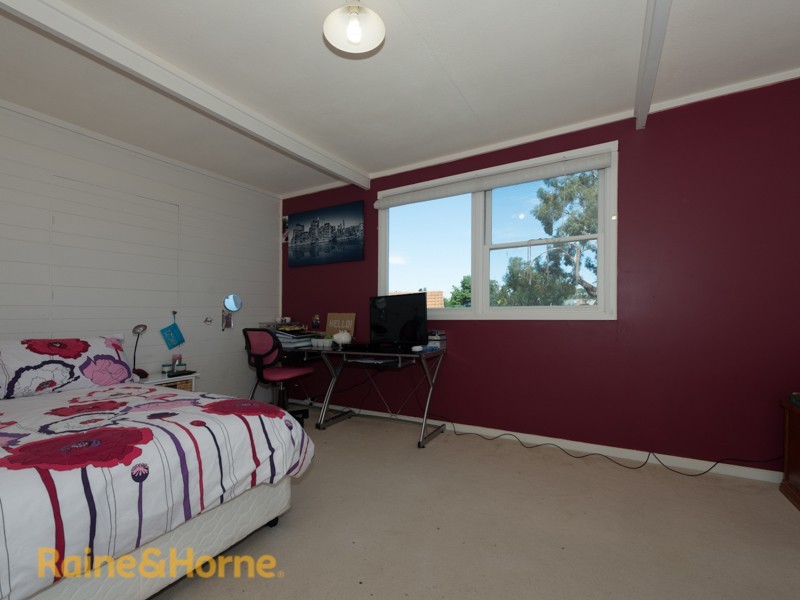 18 Leyden Avenue, Seven Mile Beach TAS 7170