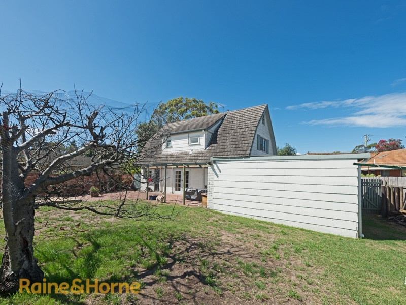 18 Leyden Avenue, Seven Mile Beach TAS 7170