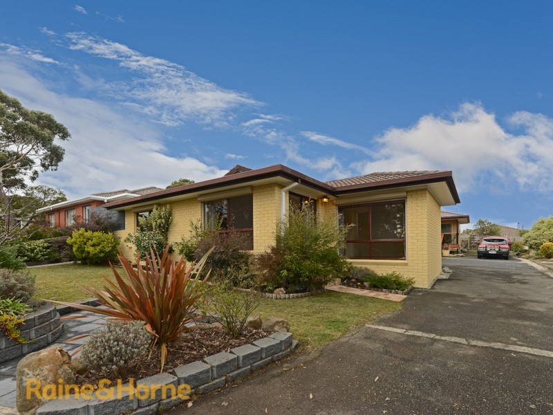 1/14 Weemala Court, Mount Nelson TAS 7007