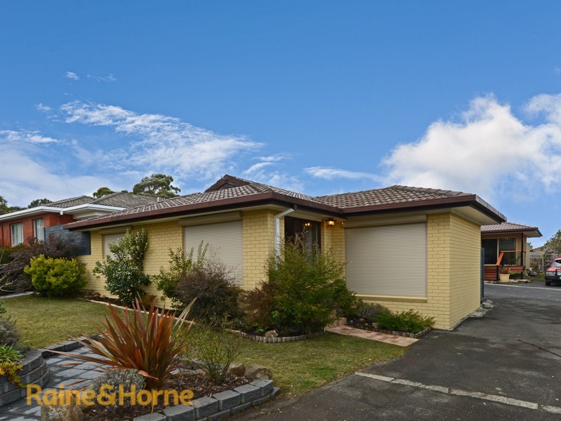 1/14 Weemala Court, Mount Nelson TAS 7007