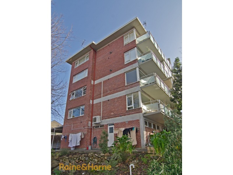 1/7 Montgomery Court, Sandy Bay TAS 7005